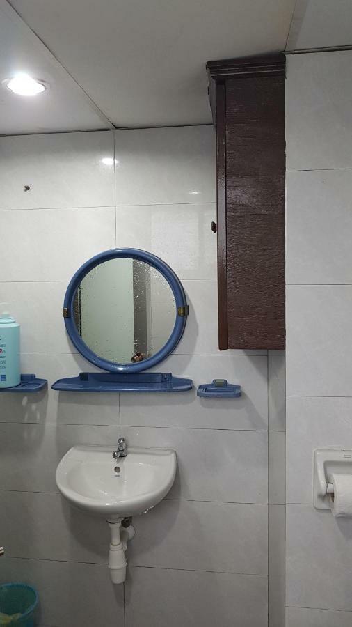 Home Stay Bayu Emas Appartment, Batu Feringgi Εξωτερικό φωτογραφία